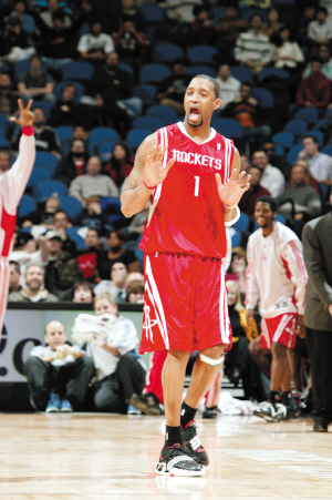 伊涅斯塔：中场球员当教练更能掌控全局，小法现在做得非常好（伊涅斯塔：中场出身更会统筹全局，小法执教表现出色）