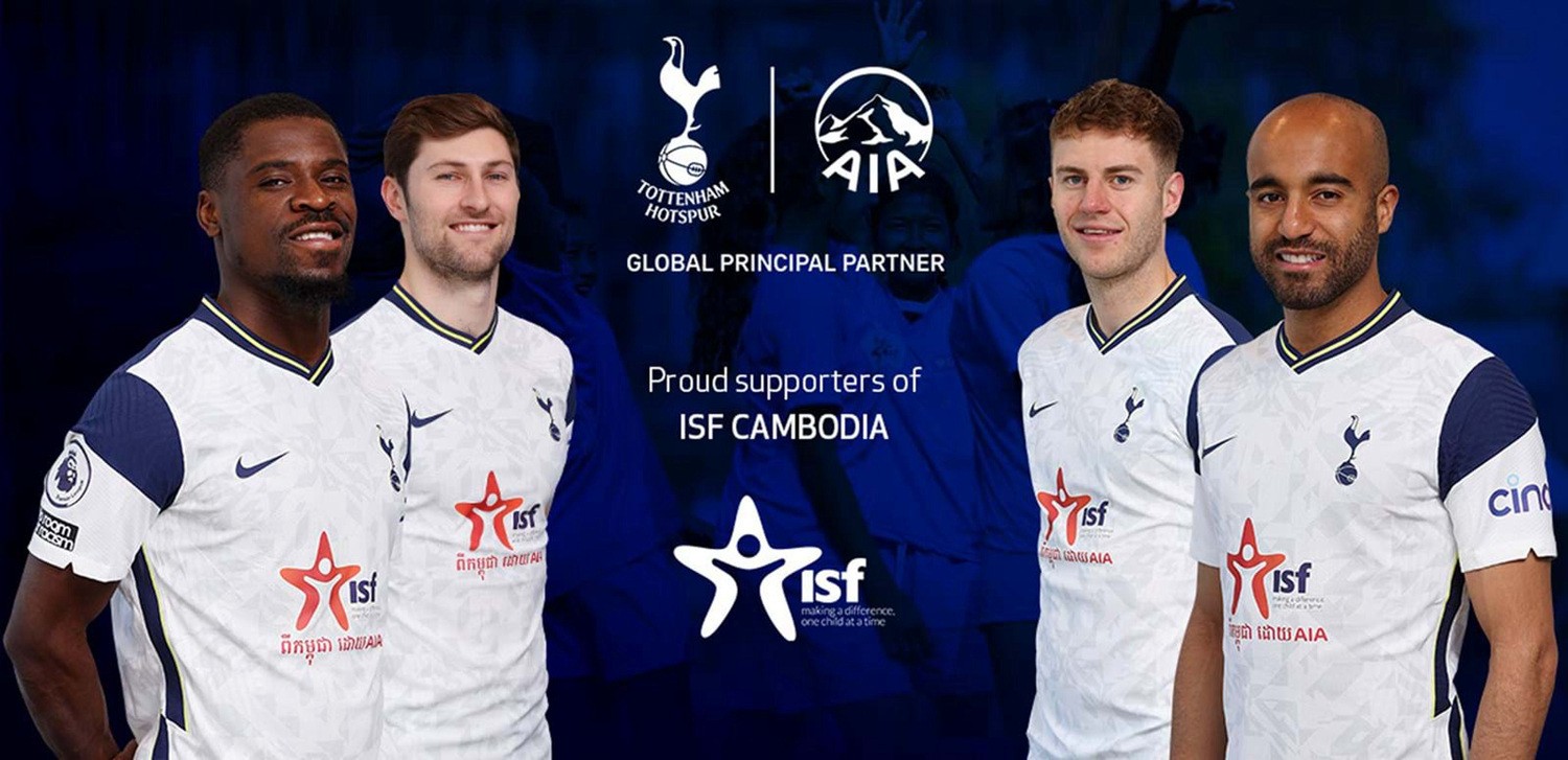 陷入窘境！曾凡博赛后独自离场，一分钟没上被裁也要跟队回美国（曾凡博赛后默然离场：全场未登场，被裁仍随队返美）