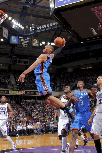 利物浦欧冠客场取分战平马竞（利物浦欧冠客场与马竞战成平局）