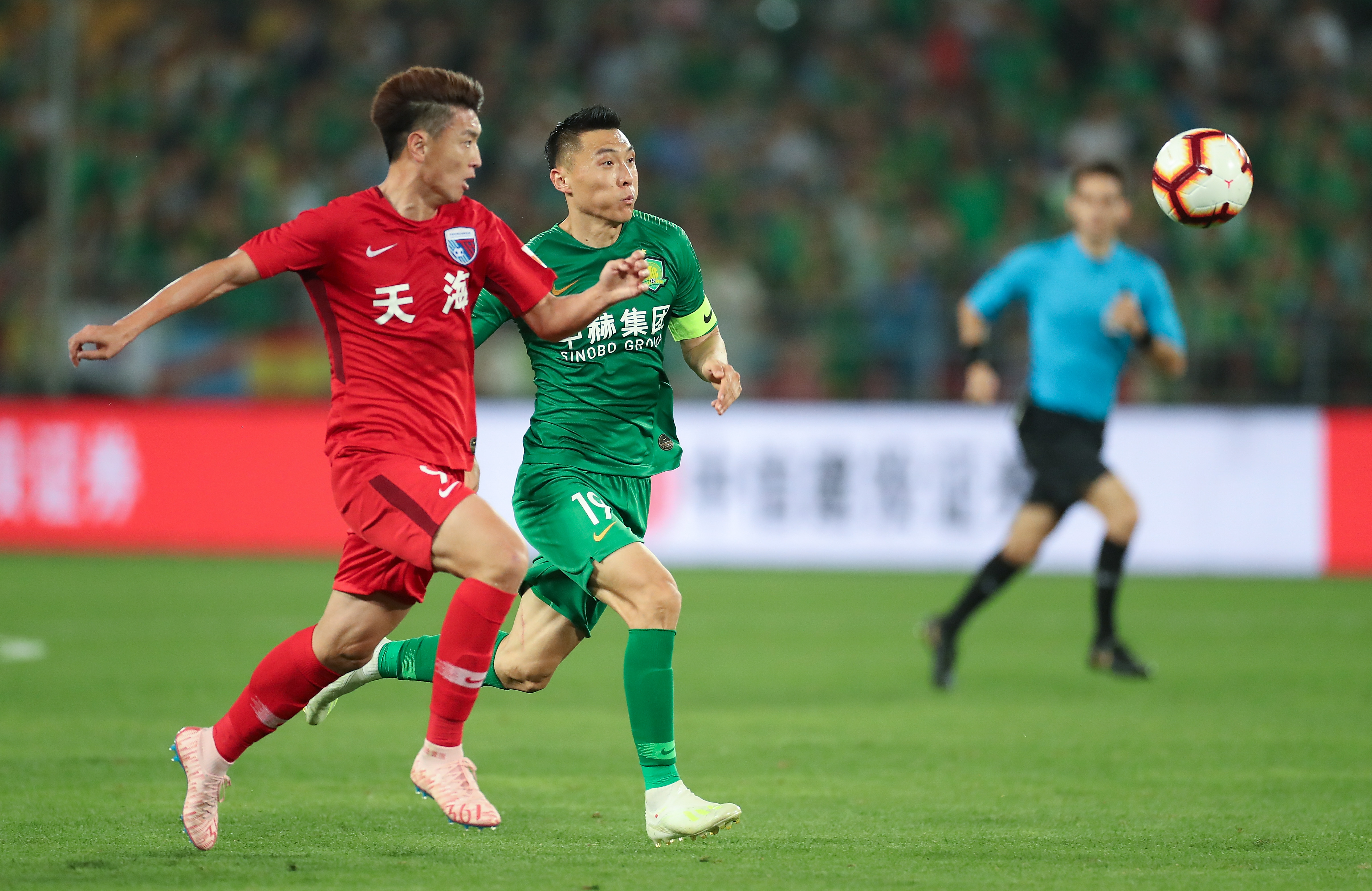 因斯：国米要小心利物浦，别以为他们现在混乱不堪就容易对付（因斯提醒国米警惕利物浦：别因对方近况混乱就轻敌）