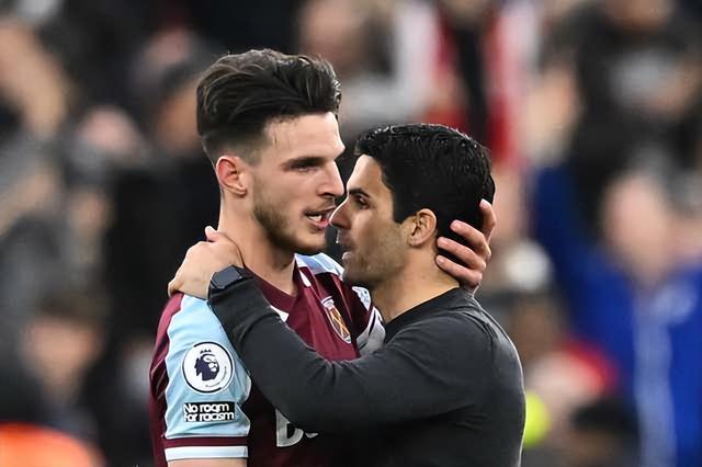 杰伦·布朗：亲历宿敌对决是荣耀，专注过程而非结果（杰伦·布朗：与宿敌交锋倍感荣幸，更看重过程而非结果）