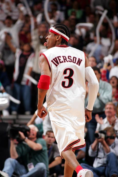 曼联2弃将左右意甲冠军，4500万前锋梅开二度，那不勒斯5连胜登顶（曼联两旧将影响意甲争冠格局，4500万锋霸梅开二度，那不勒斯豪取五连胜登顶榜首）