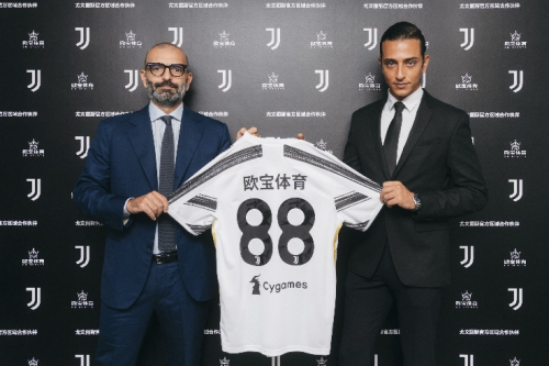 每体：克里斯滕森已回归巴萨合练，有望入选周中欧冠大名单（每体：克里斯滕森已随巴萨恢复合练，或将进入本周中欧冠名单）