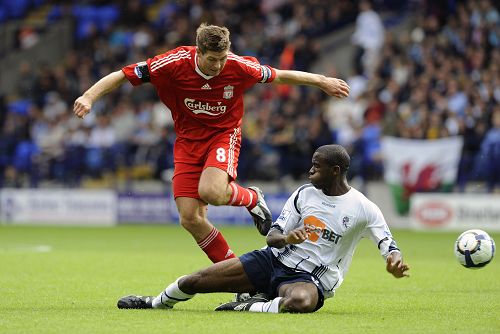 小麦惊天倒钩 苏格兰4-2丹麦晋级世界杯（小麦惊艳倒钩，苏格兰4-2击败丹麦晋级世界杯）