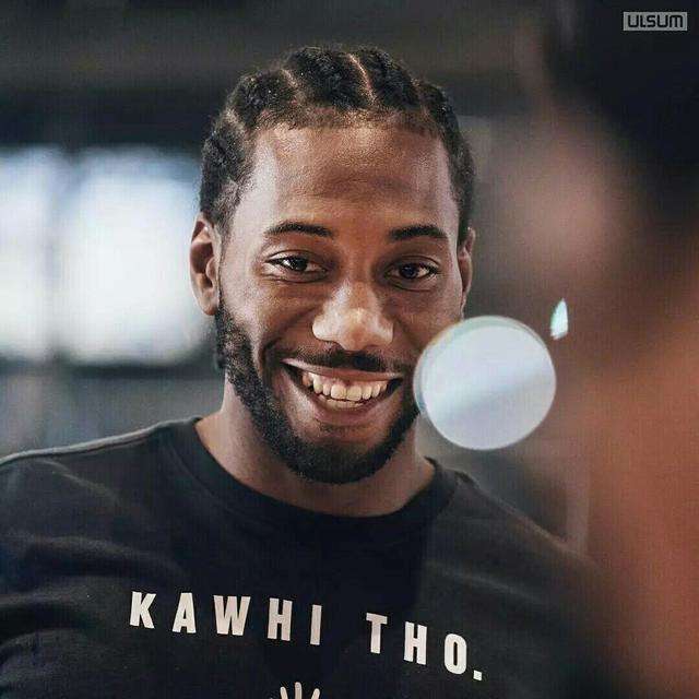 范戴克：我们需要萨拉赫，他依然对球队非常重要（范戴克：萨拉赫依旧至关重要，球队离不开他）